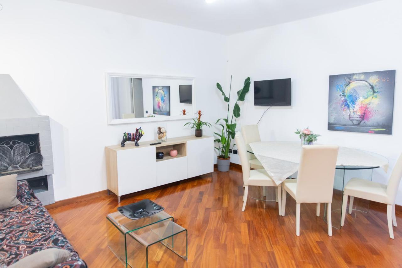 Sweet House Corso Genova Apartment Milano Exterior foto