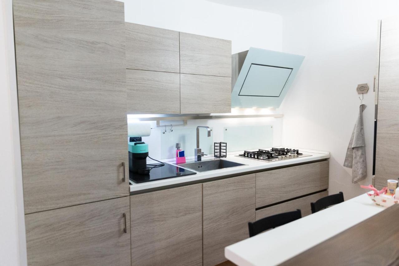 Sweet House Corso Genova Apartment Milano Exterior foto